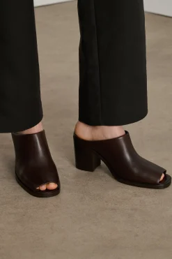 Sale Soeur mules down marronfoncé